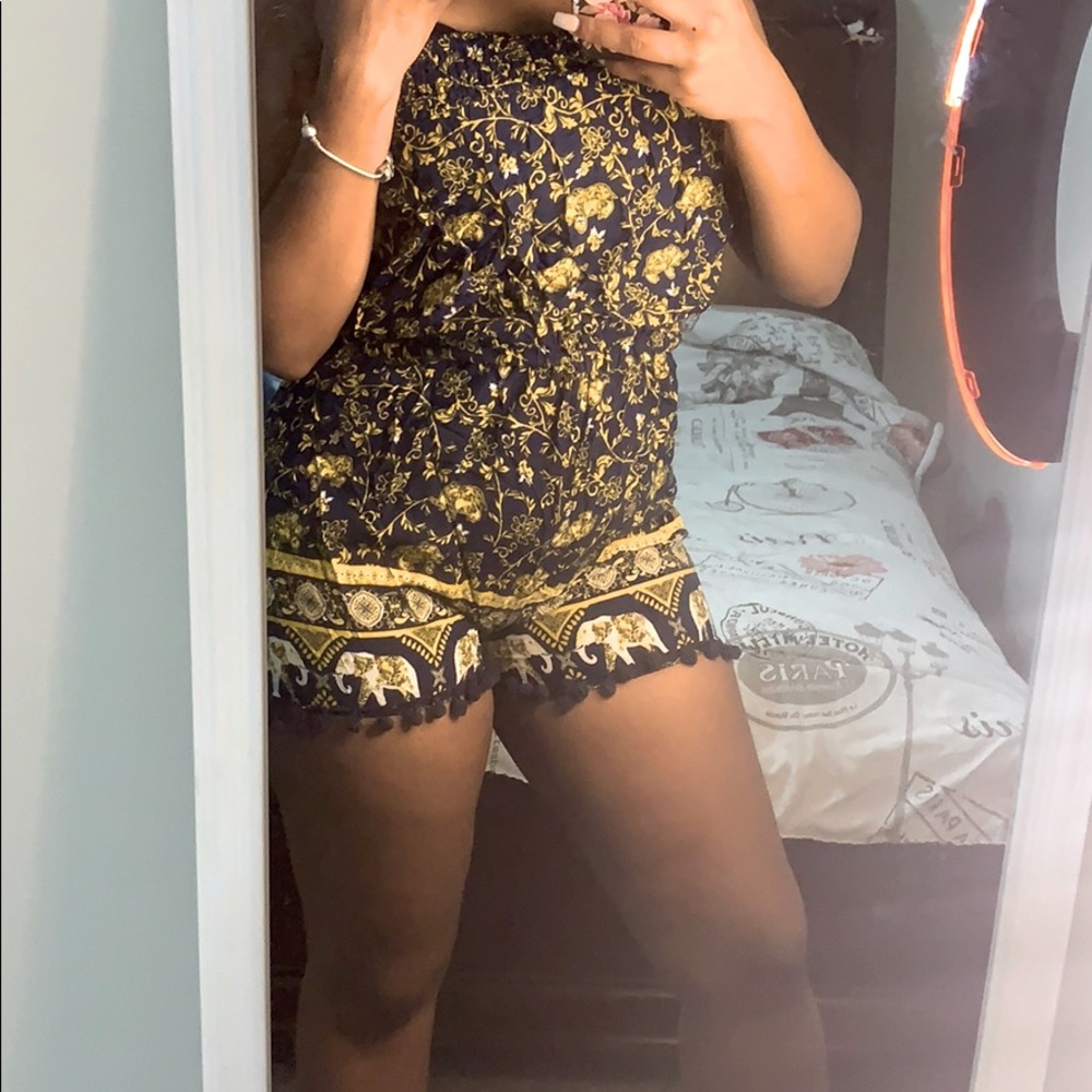 Pretty Vintage Romper 💛💙💛💙